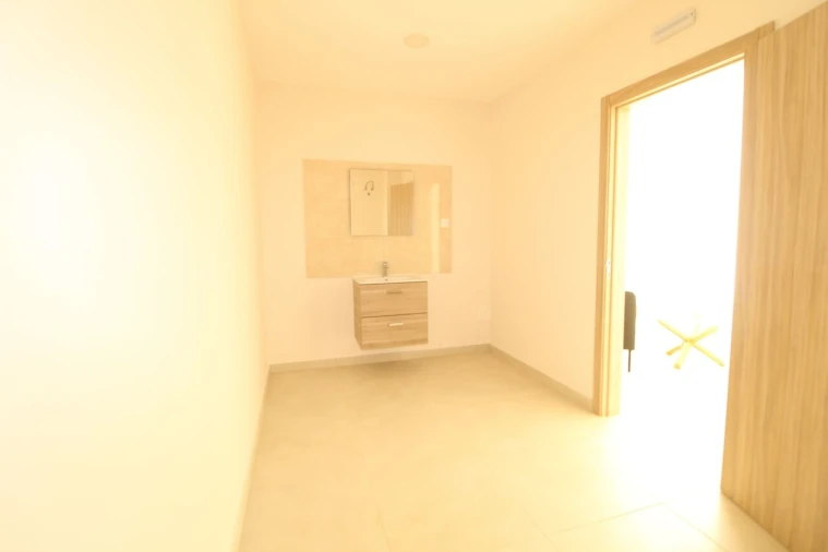 Loja para Venda em Portimão Foto 4