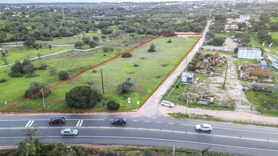 Terreno para Venda em Boliqueime Foto 1