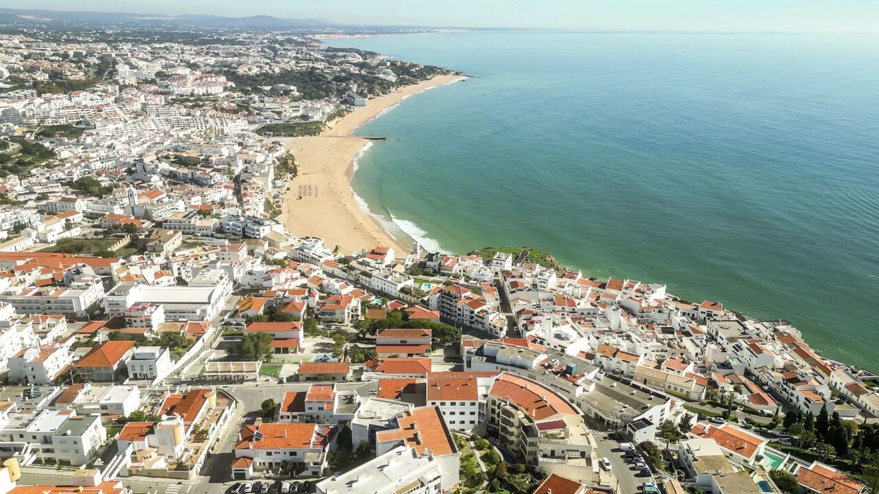 Apartamento T4 para Venda em Albufeira e Olhos de Água Foto 3