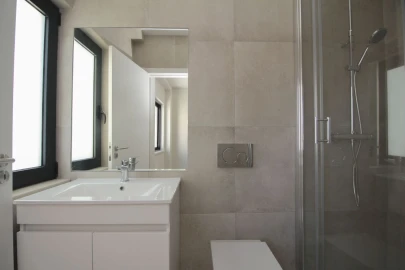 Apartamento T4 para Venda em Albufeira e Olhos de Água