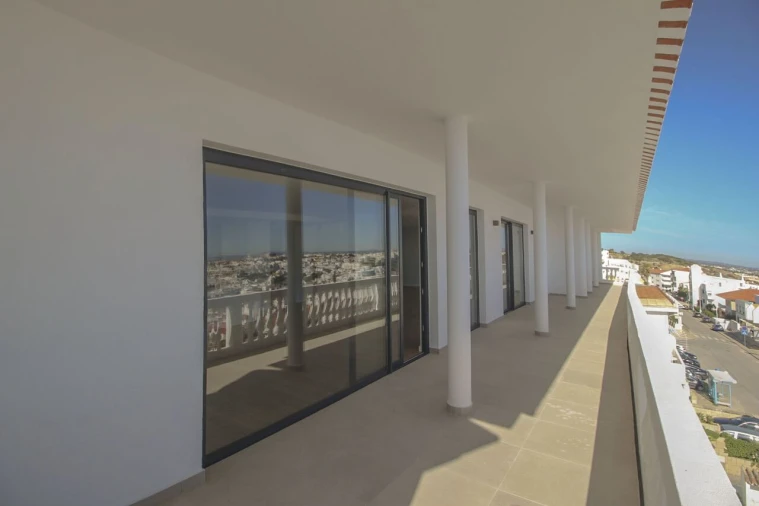 Apartamento T4 para Venda em Albufeira e Olhos de Água Foto 16