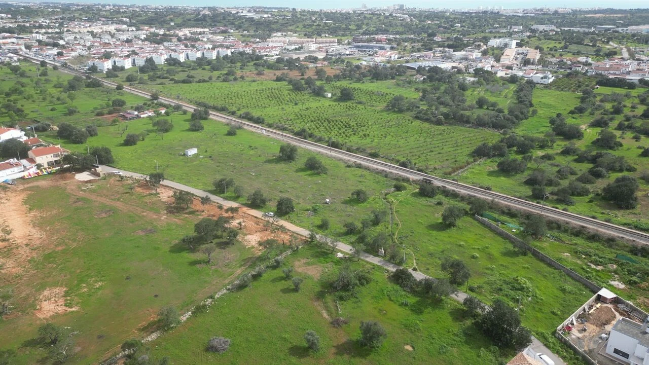 Terreno para Venda em Ferreiras Foto 4