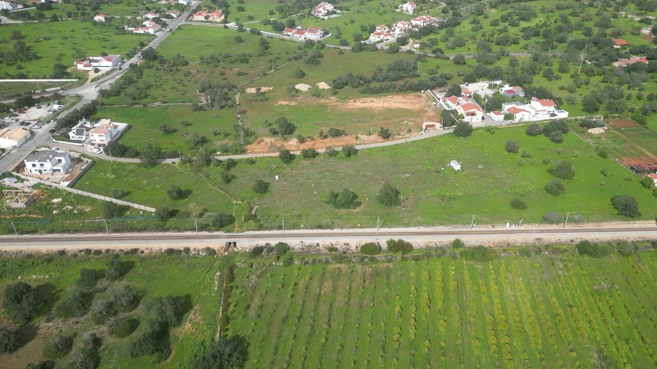 Terreno para Venda em Ferreiras Foto 9