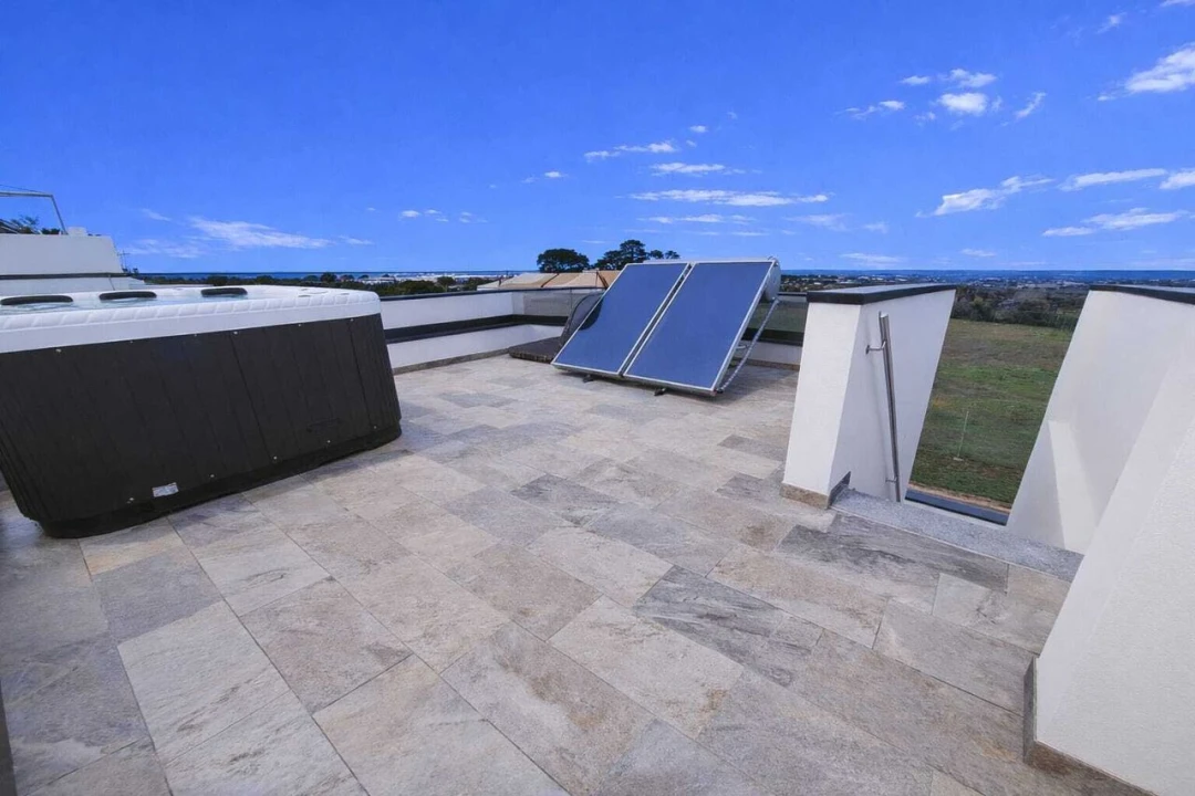 Moradia T2 para Venda em Armação de Pera Foto 20