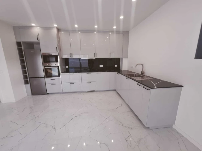 Moradia T2 para Venda em Armação de Pera Foto 6