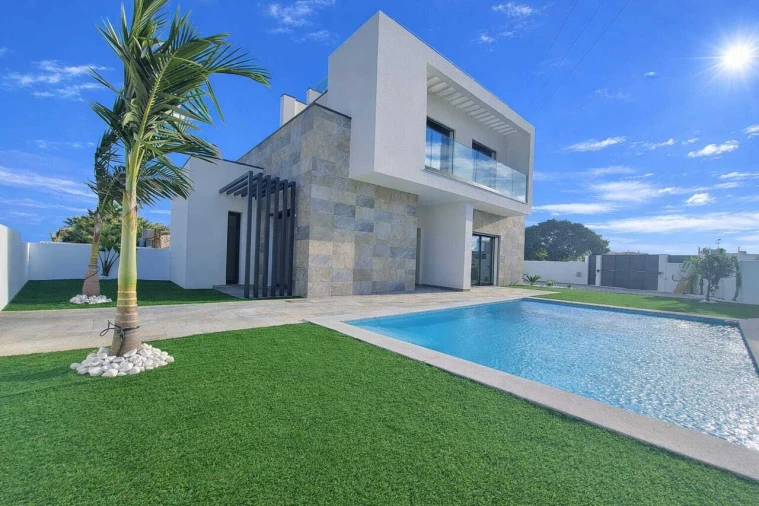 Moradia T2 para Venda em Armação de Pera Foto 2