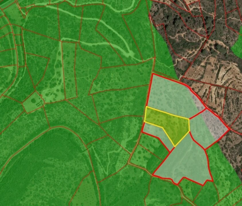 Terreno para Venda em Paderne Foto 2