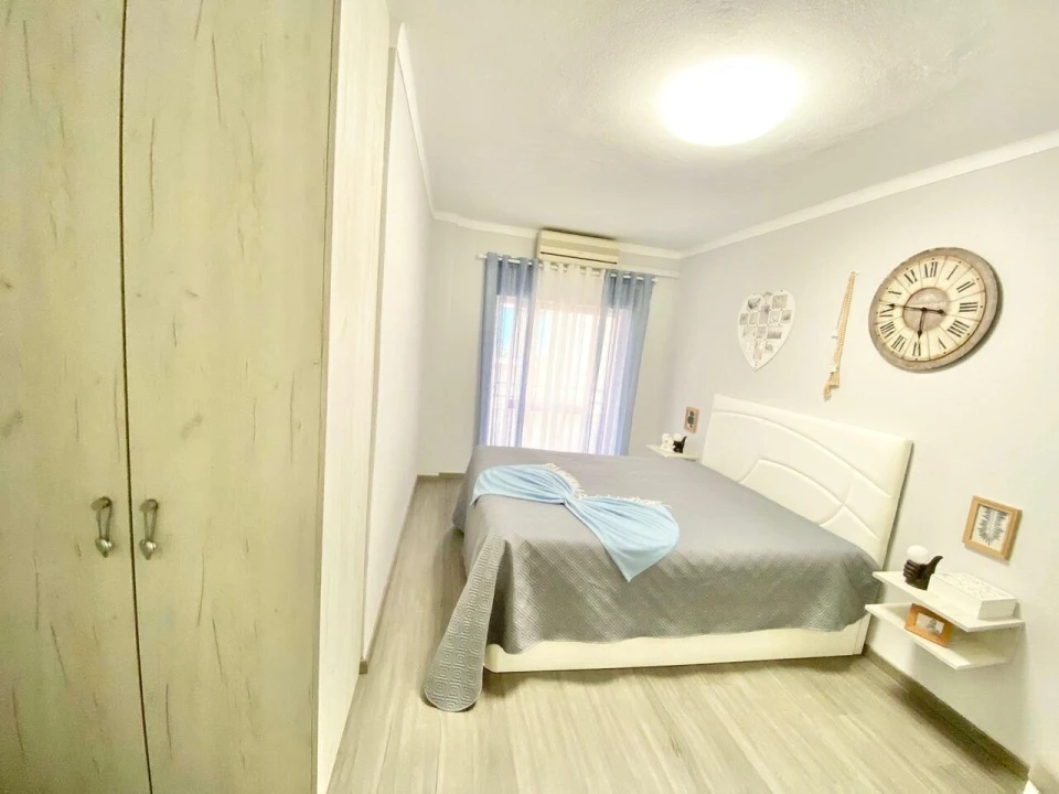 Apartamento T1 para Venda em Armação de Pera Foto 8