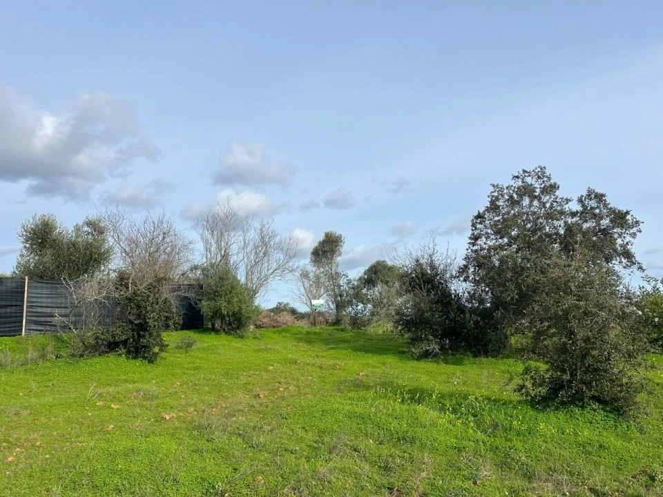 Terreno para Venda em Paderne Foto 2
