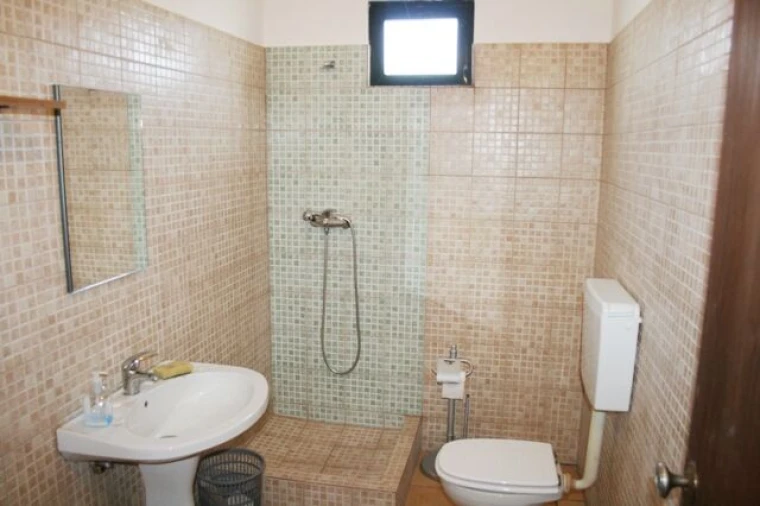 Armazém para Venda em Alcantarilha e Pêra Foto 4