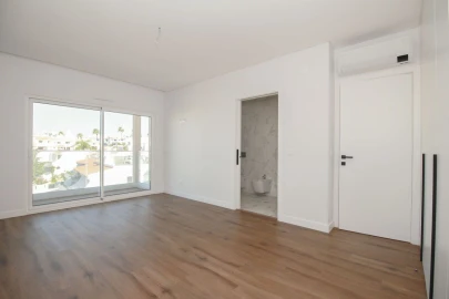 Apartamento T3 para Venda em Albufeira e Olhos de Água