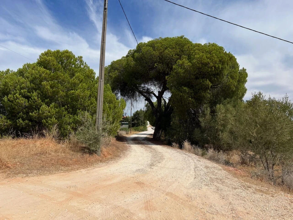 Terreno para Venda em Albufeira e Olhos de Água Foto 6