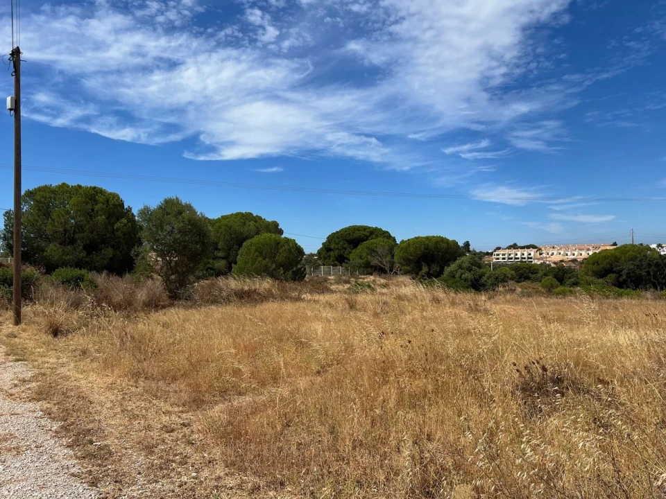 Terreno para Venda em Albufeira e Olhos de Água Foto 15