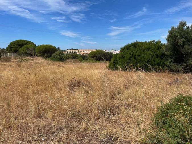 Terreno para Venda em Albufeira e Olhos de Água Foto 14