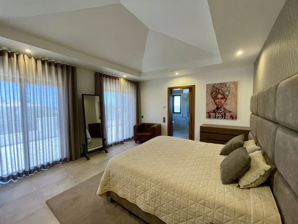 Moradia T4 para Venda em Almancil Foto 20