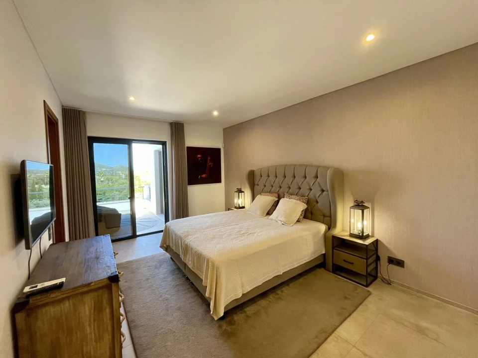 Moradia T4 para Venda em Almancil Foto 24