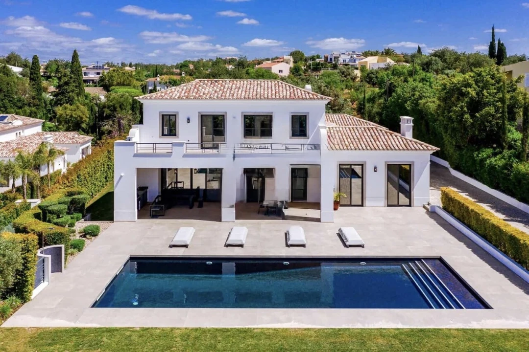 Moradia T4 para Venda em Almancil Foto 2