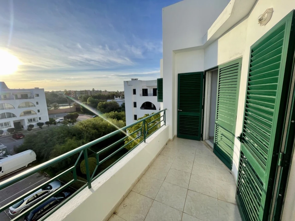 Apartamento T1 para Venda em Guia Foto 18