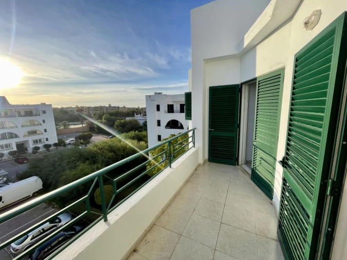 Apartamento T1 para Venda em Guia Foto 18