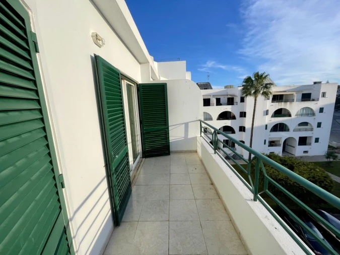 Apartamento T1 para Venda em Guia Foto 19