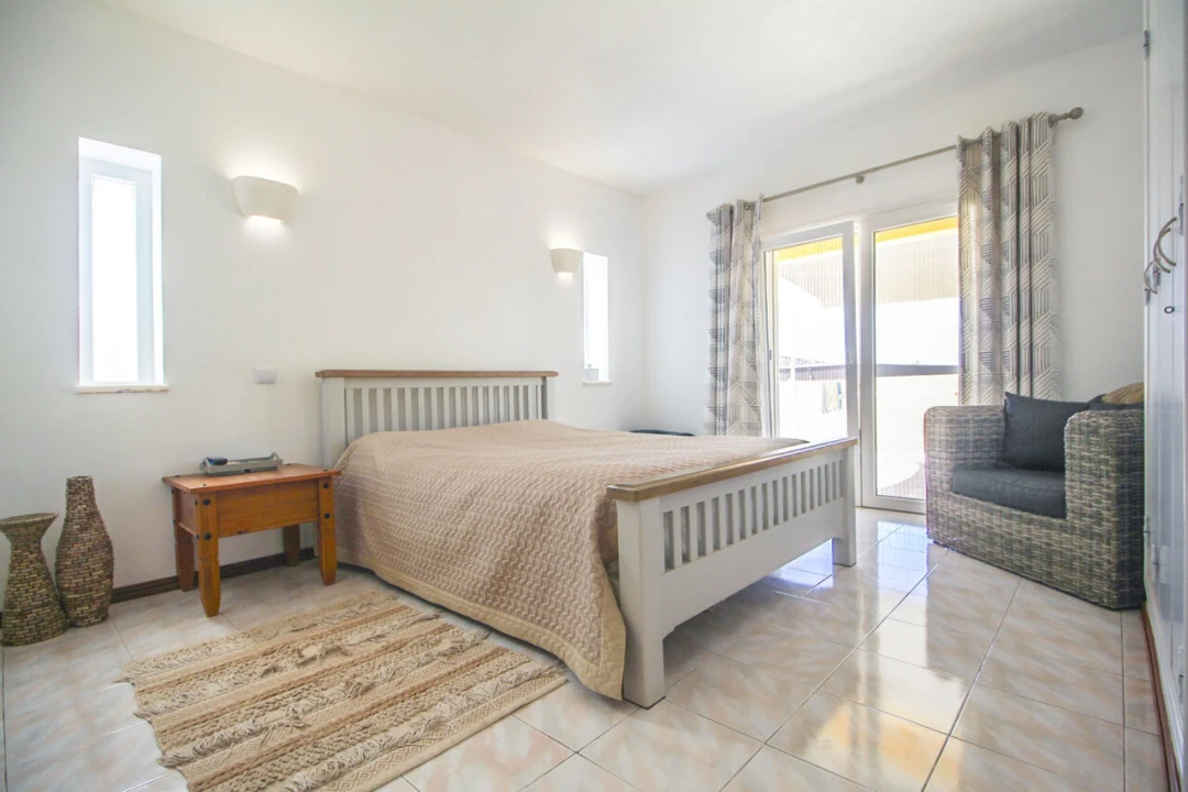 Moradia T3 para Venda em Albufeira e Olhos de Água Foto 5