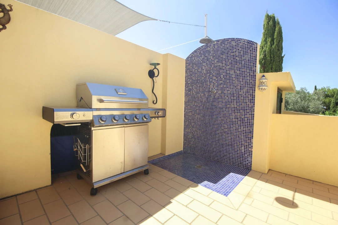 Moradia T3 para Venda em Albufeira e Olhos de Água Foto 28