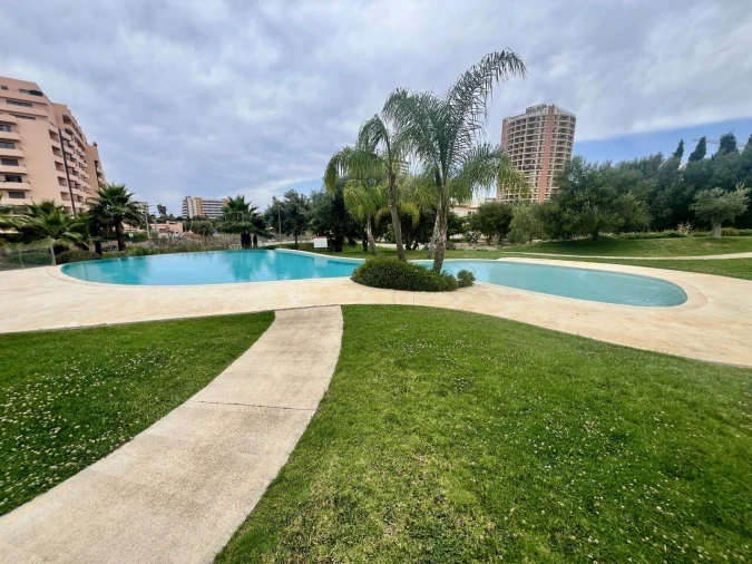 Apartamento T1 para Venda em Portimão Foto 3
