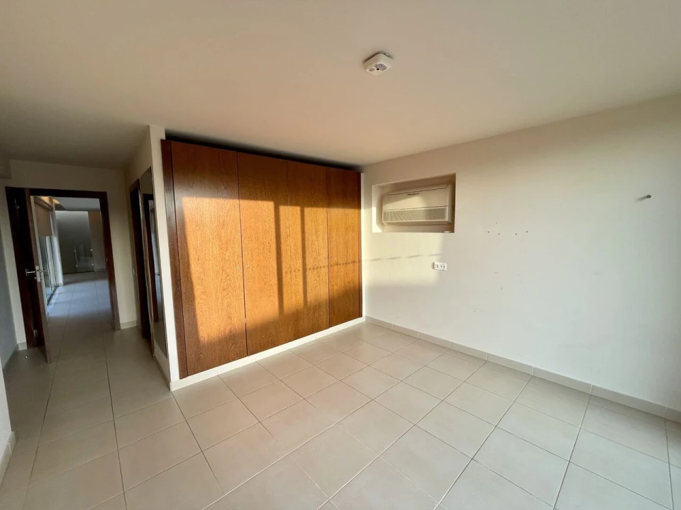 Moradia T4 para Venda em Guia Foto 29