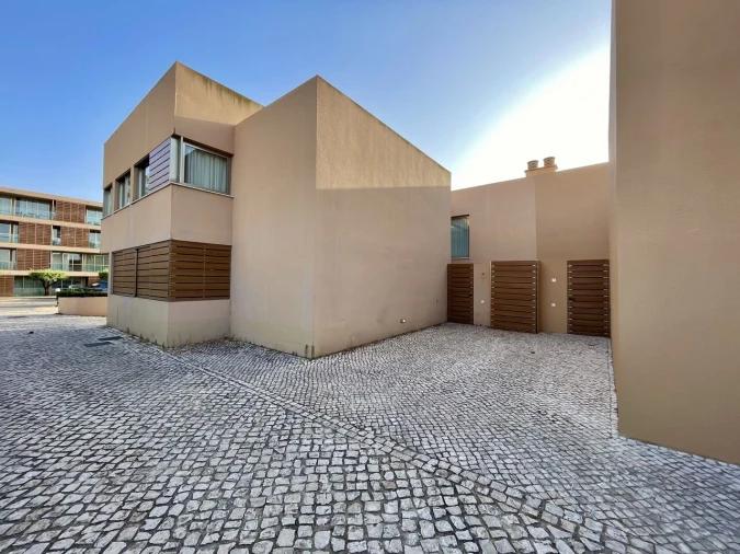 Moradia T4 para Venda em Guia Foto 37