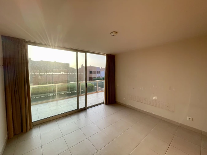 Moradia T4 para Venda em Guia Foto 24