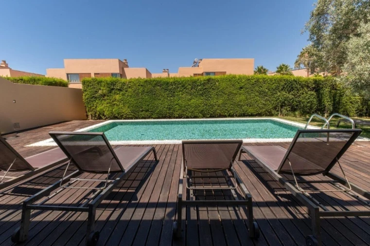 Moradia T3 para Venda em Guia Foto 2