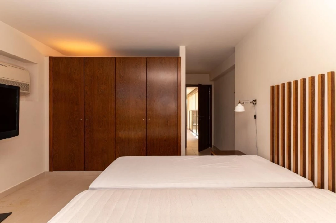 Moradia T4 para Venda em Guia Foto 19