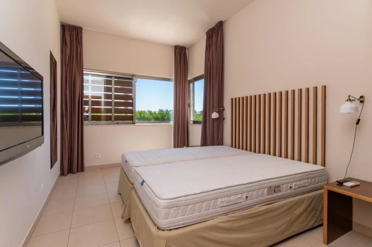 Moradia T4 para Venda em Guia Foto 14