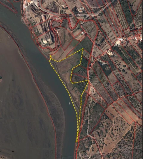 Terreno para Venda em Silves