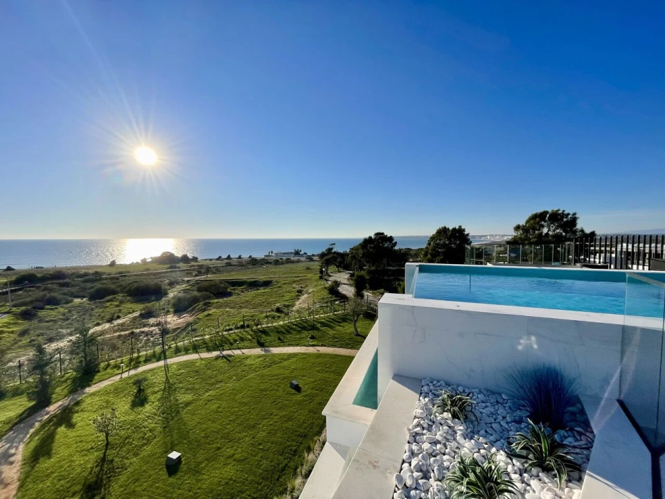 Moradia T7 para Venda em Guia Foto 1