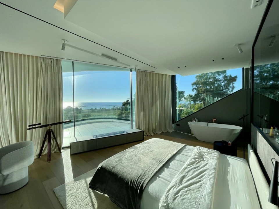 Moradia T7 para Venda em Guia Foto 9