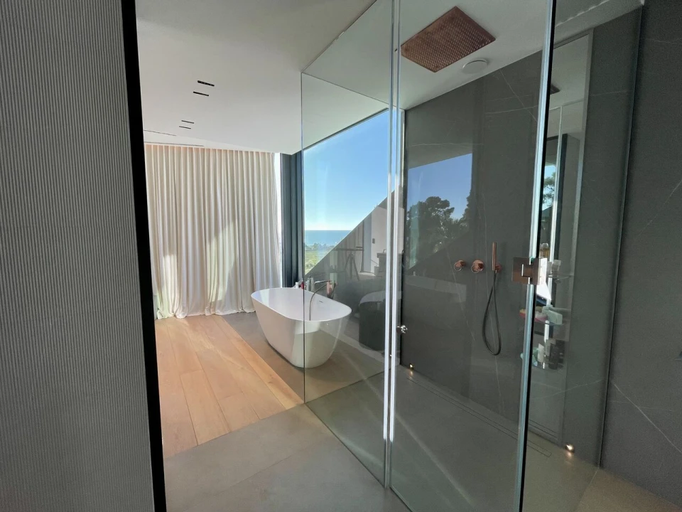 Moradia T7 para Venda em Guia Foto 10