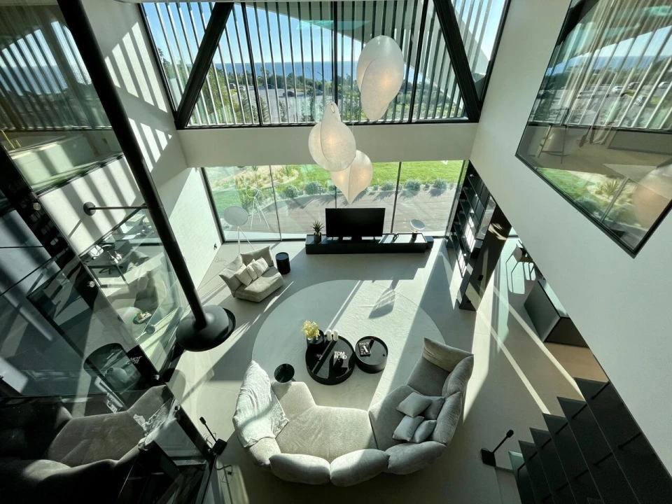 Moradia T7 para Venda em Guia Foto 3