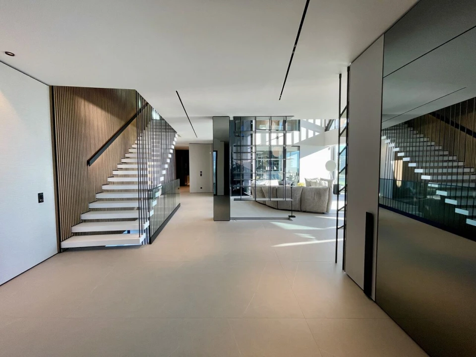 Moradia T7 para Venda em Guia Foto 2