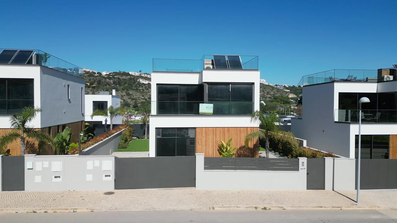 Moradia T3 para Venda em Albufeira e Olhos de Água Foto 4