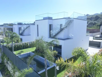 Moradia T3 para Venda em Albufeira e Olhos de Água