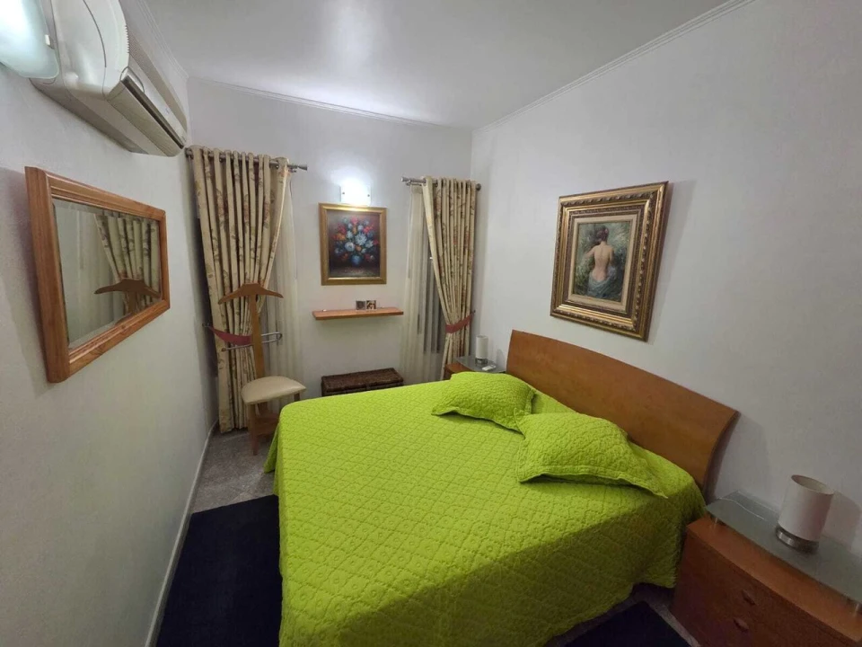 Apartamento T1 para Venda em Armação de Pera Foto 4