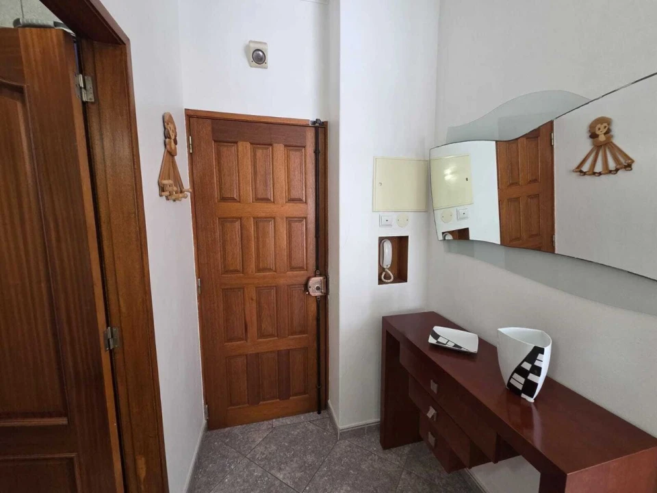 Apartamento T1 para Venda em Armação de Pera Foto 2