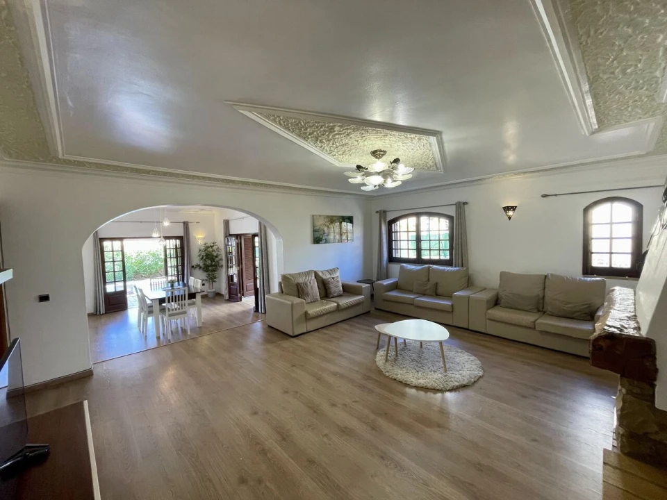 Moradia T4 para Venda em Guia Foto 10