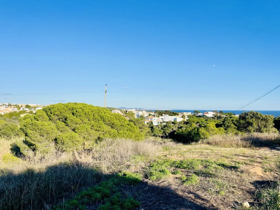 Terreno para Venda em Albufeira e Olhos de Água Foto 3