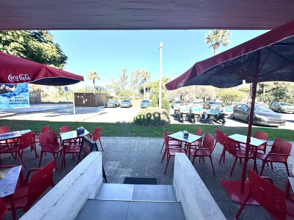 Loja para Venda em Quarteira Foto 3