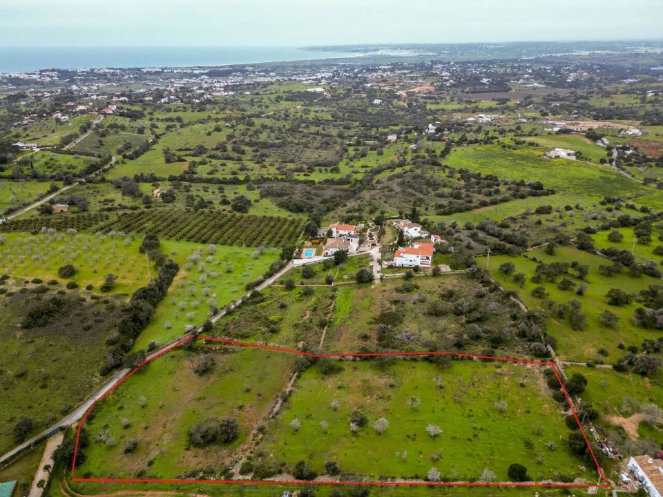 Terreno para Venda em Albufeira e Olhos de Água Foto 1
