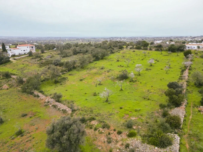 Terreno para Venda em Albufeira e Olhos de Água Foto 2