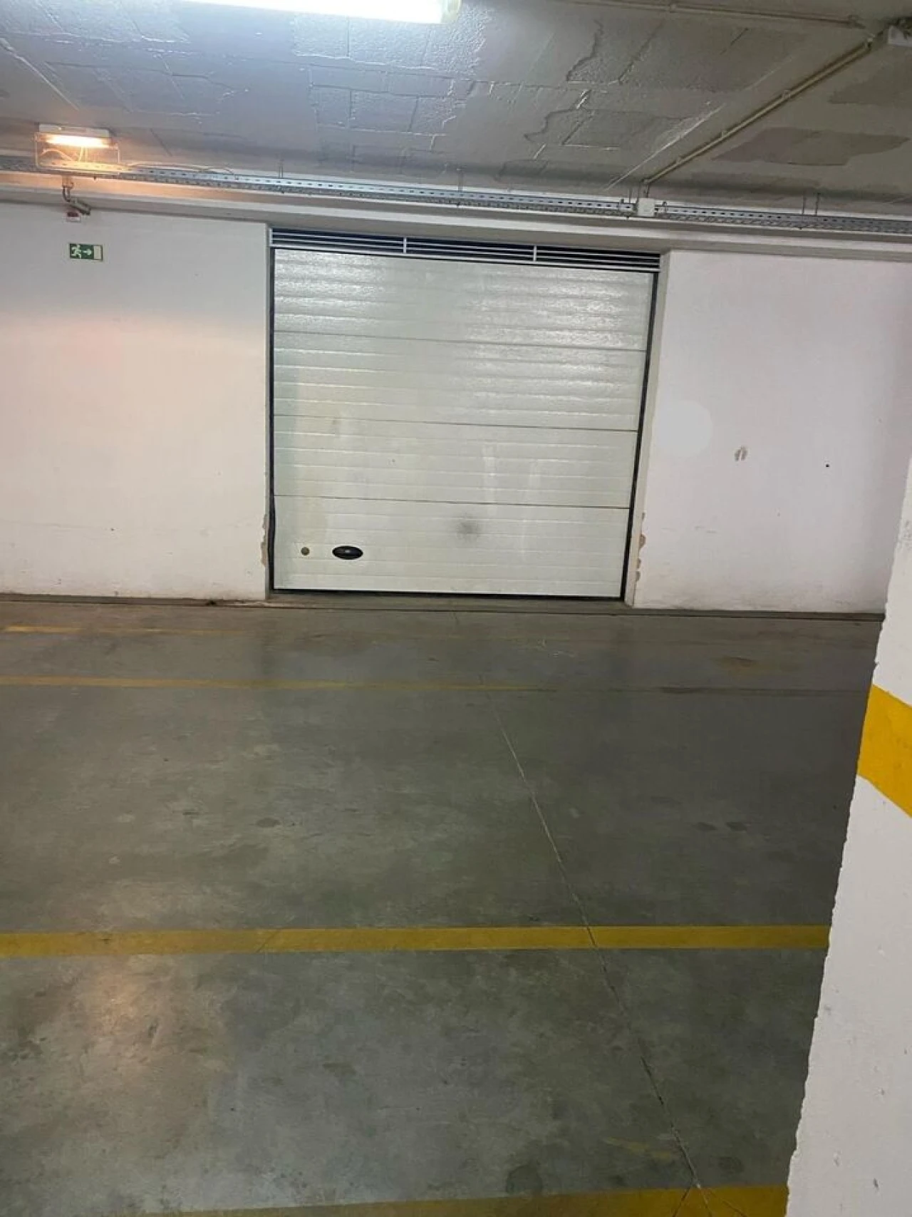 Garagem para Venda em Armação de Pera Foto 3