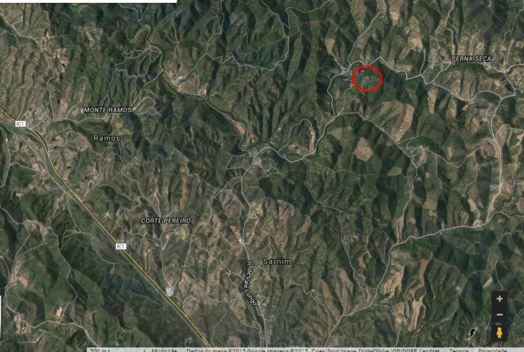 Moradia T2 para Venda em São Bartolomeu de Messines Foto 4